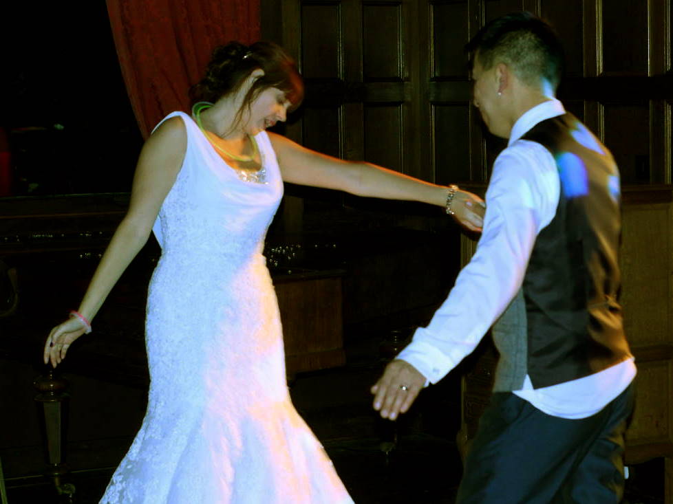 Preston Park Museum bride & groom wedding dance