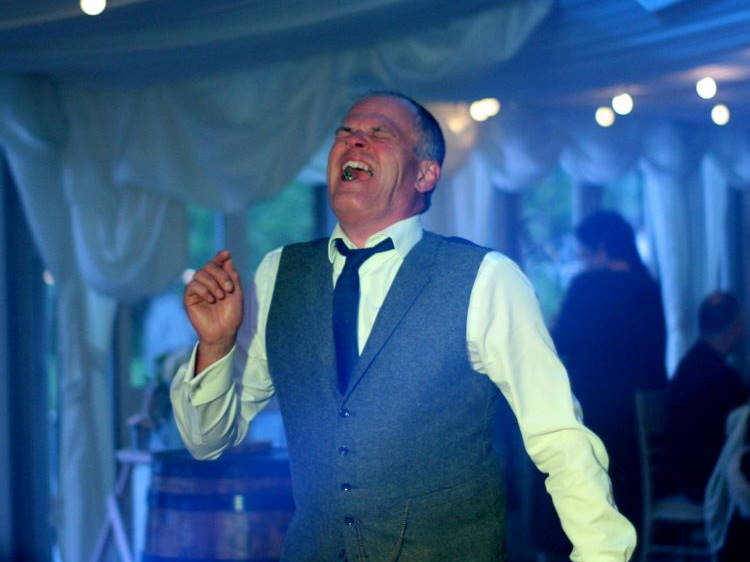 Father of the bride singing & dancing at Vallum Farm